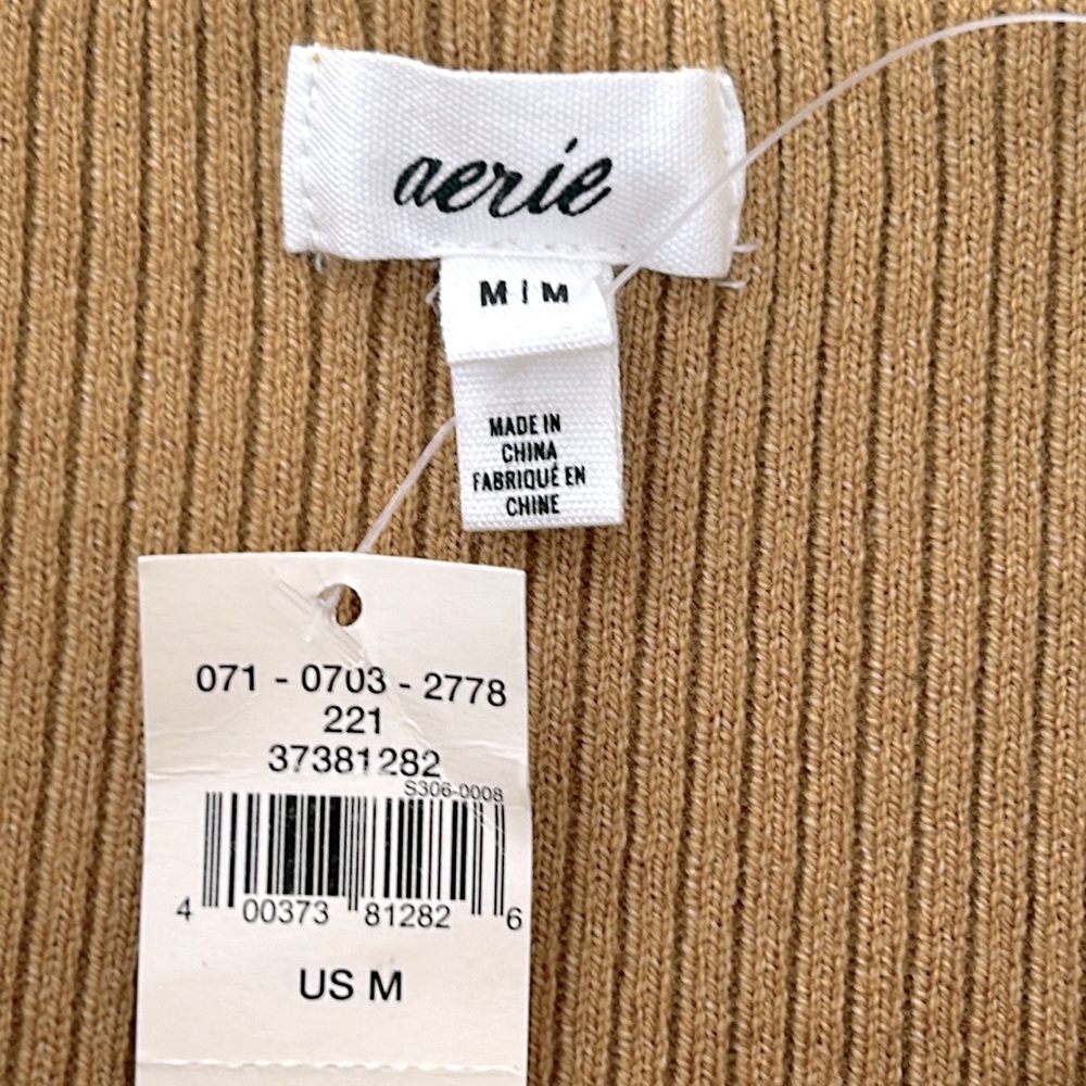 AERIE Take Charge Skirt NWT size M polyester/ nylon/acrylic/wool sweater skirt - Picture 4 of 5